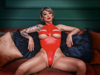 KatalinaRouge webcam model stream image