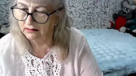 LolkaAlyss webcam model stream image