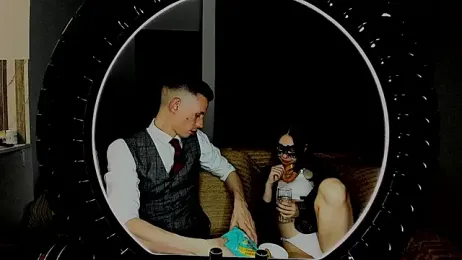 monikalarsen webcam model stream image