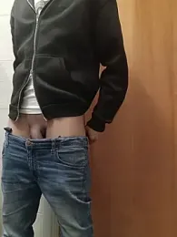 Montygotabd webcam model stream image