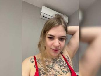 -Tiki-Riki- webcam bongacams model stream image