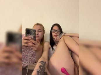 _Playful_prankster_ webcam model stream image