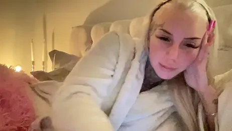 paulinaalatalo webcam stripchat model stream image