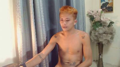 itzzmee_kirk webcam model stream image