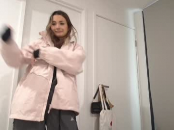 avabrooks webcam model stream image