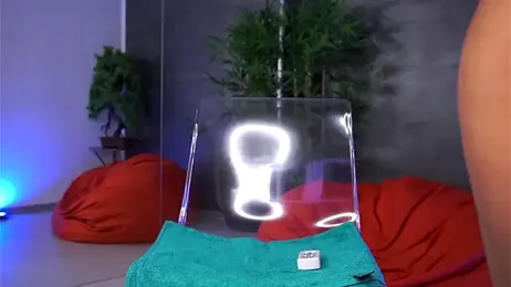 LovingBlondie webcam model stream image