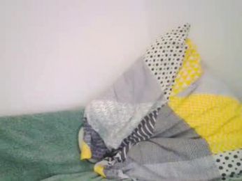 your_honeyy webcam chaturbate model stream image