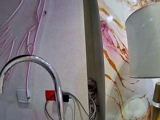 voyeurcam-casa-salsa-bathtub-pov webcam camsoda model stream image