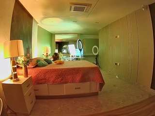 voyeurcam-casa-salsa-bathtub-pov webcam model stream image