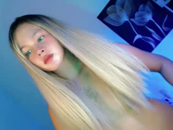 pretty_little_baby28 webcam model stream image