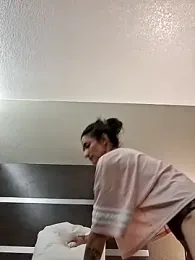 MaitressePomme3 webcam stripchat model stream image