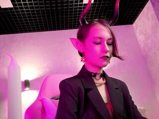 Alisa Winsor webcam model stream image