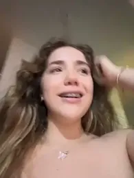 ShelbyHagen webcam model stream image