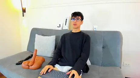 Cum_hunters webcam stripchat model stream image