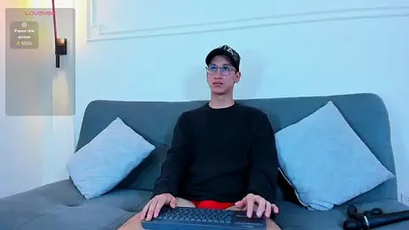 Cum_hunters webcam stripchat model stream image