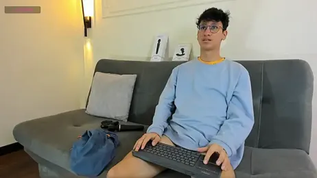 Cum_hunters webcam stripchat model stream image