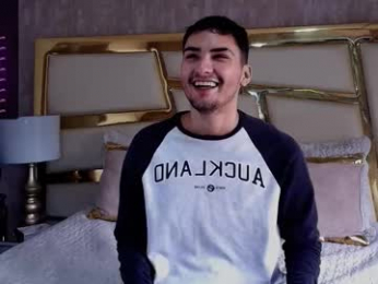 alekruizx webcam model stream image