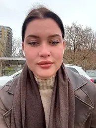 KikiWatson webcam model stream image