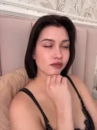 KikiWatson webcam model stream image