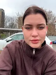 KikiWatson webcam model stream image