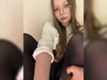 BubaGirl webcam model stream image