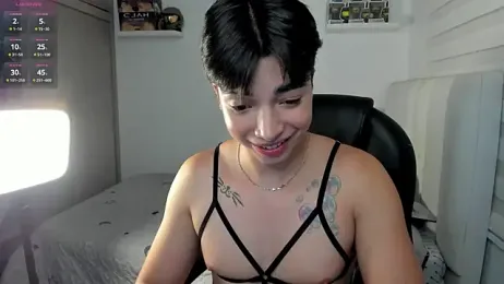 santy7v7 webcam stripchat model stream image