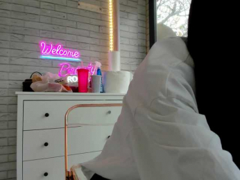 BritneyCharm webcam model stream image