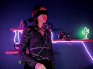 ariel-shadow webcam camsoda model stream image