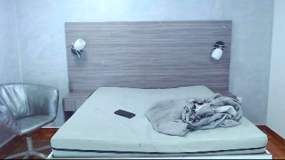 Loony_Zion webcam model stream image