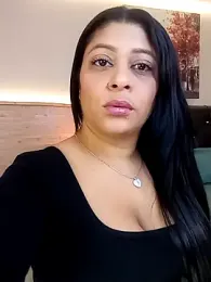 Lashmy111 webcam model stream image