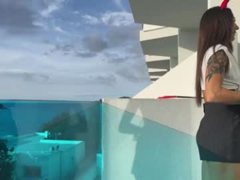 alondra_on_fire webcam model stream image