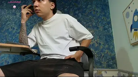 Rhaegal_hot webcam stripchat model stream image