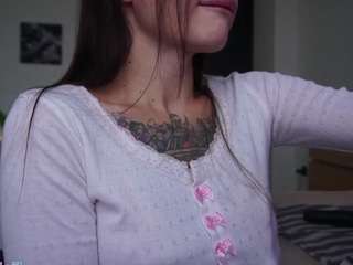 babyleila-ly webcam model stream image