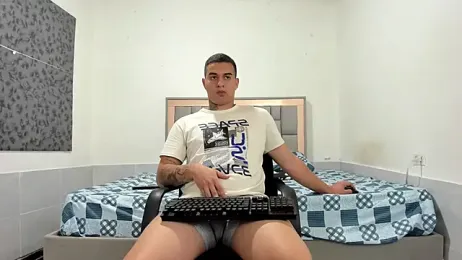 simookeler webcam stripchat model stream image