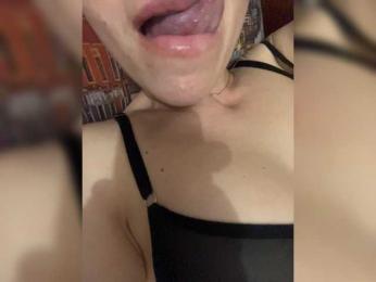 Sex-mia webcam bongacams model stream image