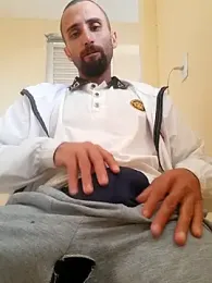Luccareli10 webcam model stream image