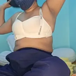 Bristy- webcam stripchat model stream image