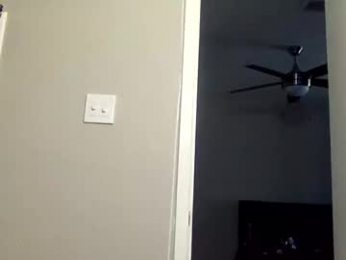 wetkyliecreams webcam model stream image