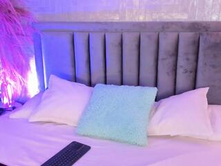 Emma Blossom webcam model stream image