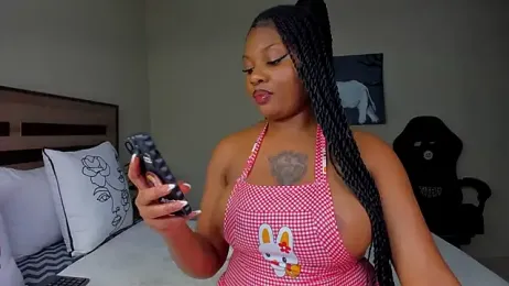 Renee-18 webcam model stream image