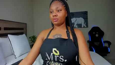 Renee-18 webcam model stream image