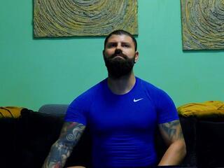 Xtream Leonard webcam model stream image