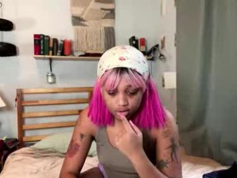 luckylaci777 webcam model stream image