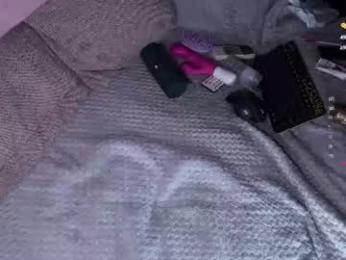online_may webcam model stream image