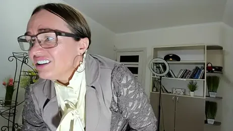 Vika73 webcam model stream image