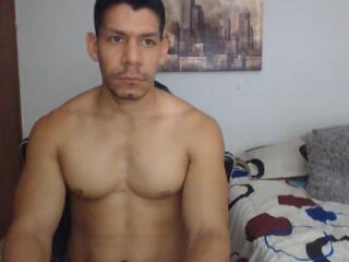 Manolo Vega webcam flirt4free model stream image