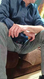 Vijunior webcam model stream image