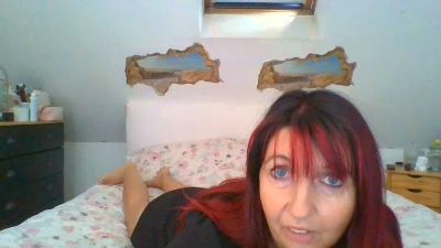 Lilou22 webcam model stream image