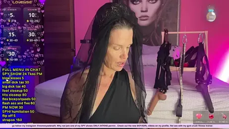 mommyselenafit_ webcam model stream image