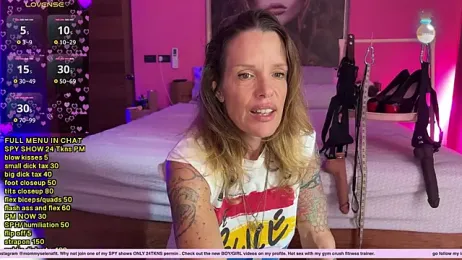 mommyselenafit_ webcam model stream image